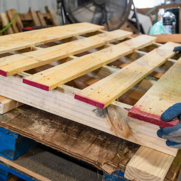 11 Hidden Costs of Using Damaged Wood Pallets in Your Supply Chain